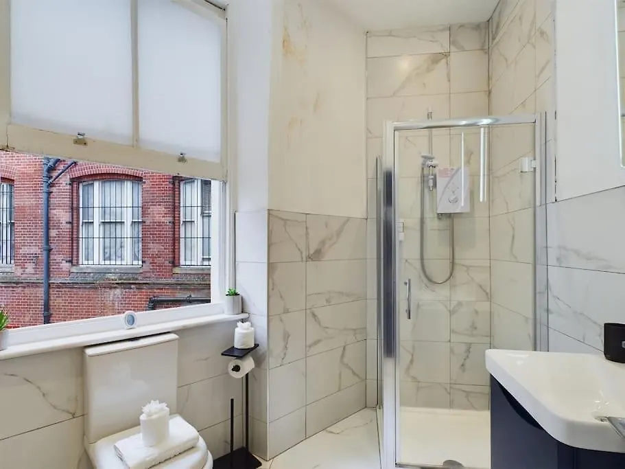 The Black Marble Suite Brighton 0*,  United Kingdom